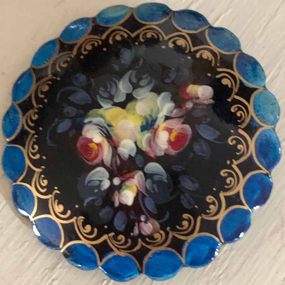 Vintage Russian Hand-Painted Flower Brooch - Picture 3 of 5